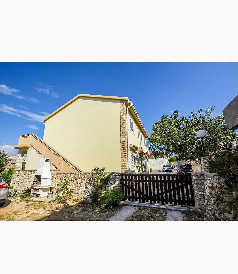 Appartement Krznar - Stari Grad Pag à Pag Town