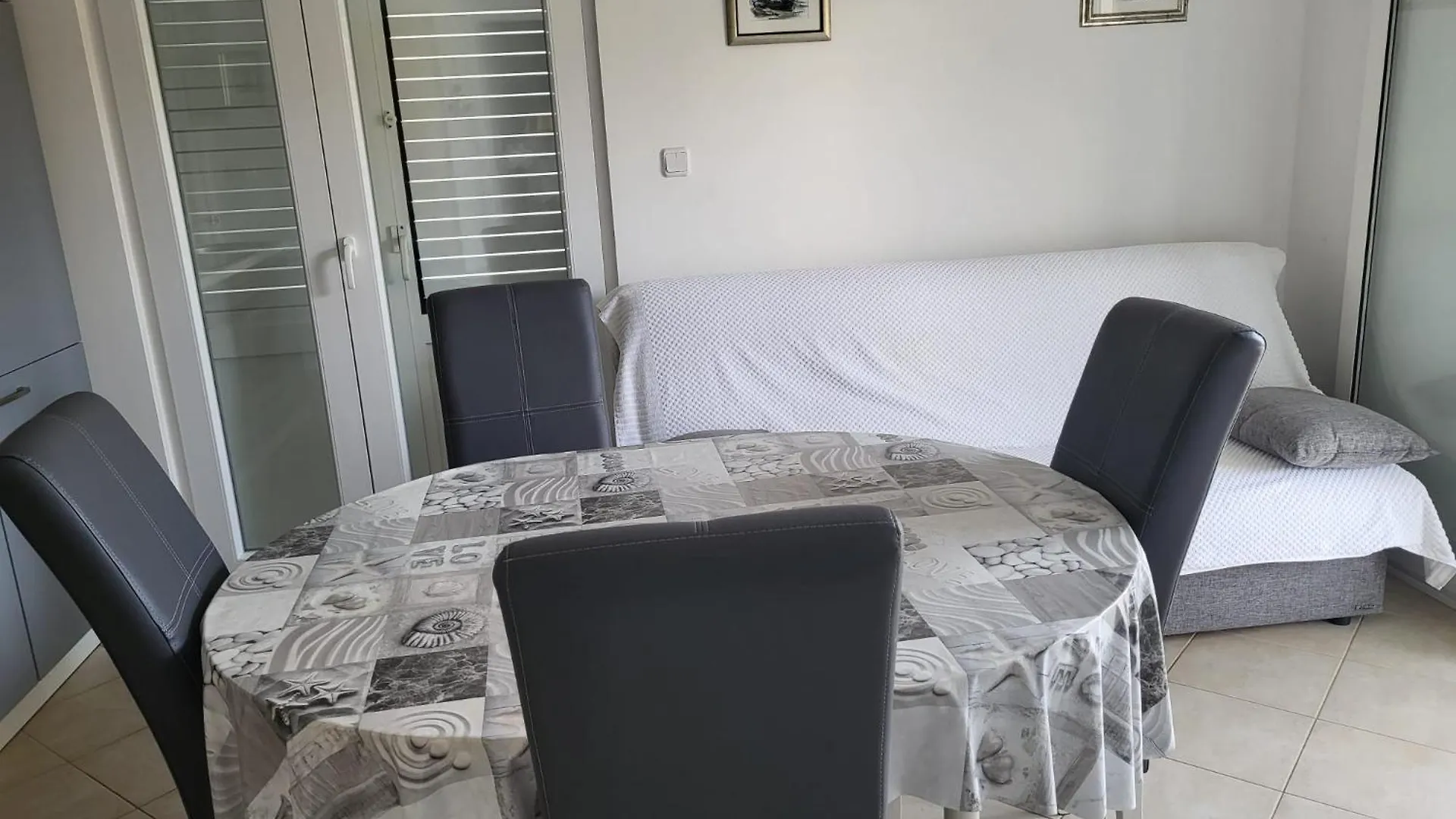 Appartement Krznar - Stari Grad Pag à Pag Town 0*,  Croatie